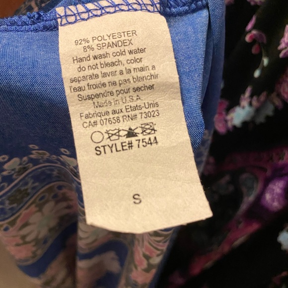 Seduction Deep V neck short sleeve dress - Picture 5 of 6